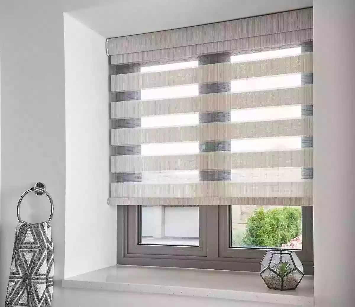 The Advantages of Installing Automatic Blinds in Dubai