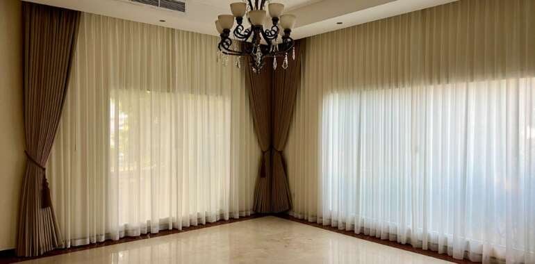 Different Types of Fabrics for Curtains in Dubai