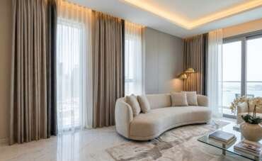 How to Match Curtains With Wall Colors – Designer Tips