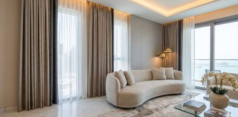 How to Match Curtains With Wall Colors – Designer Tips